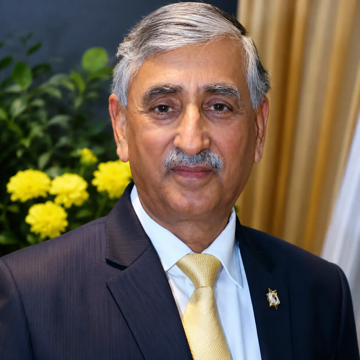 Praveen Bakshi