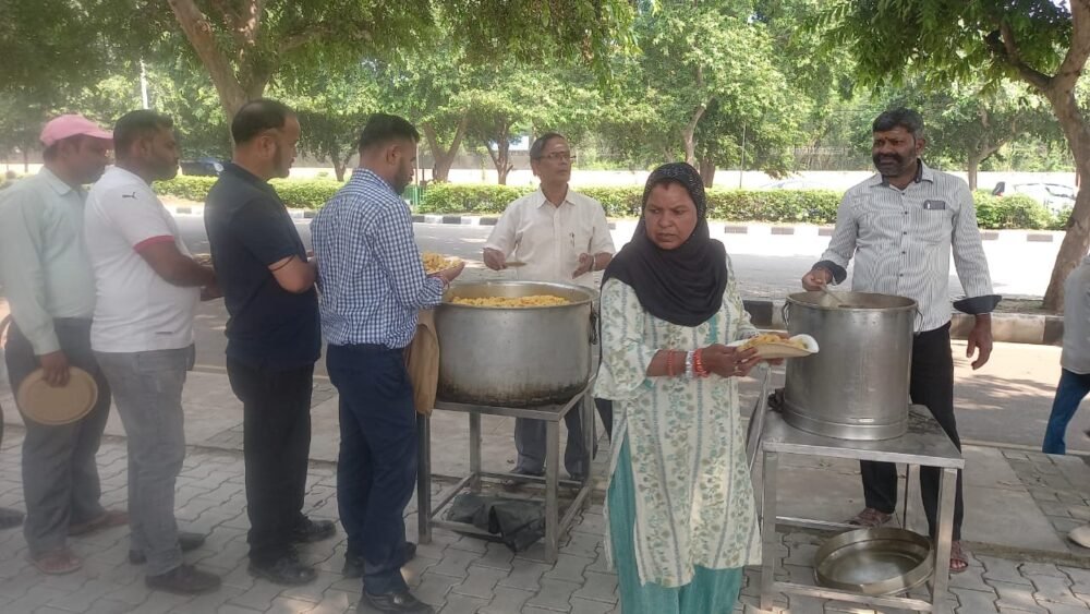 Langar sewa